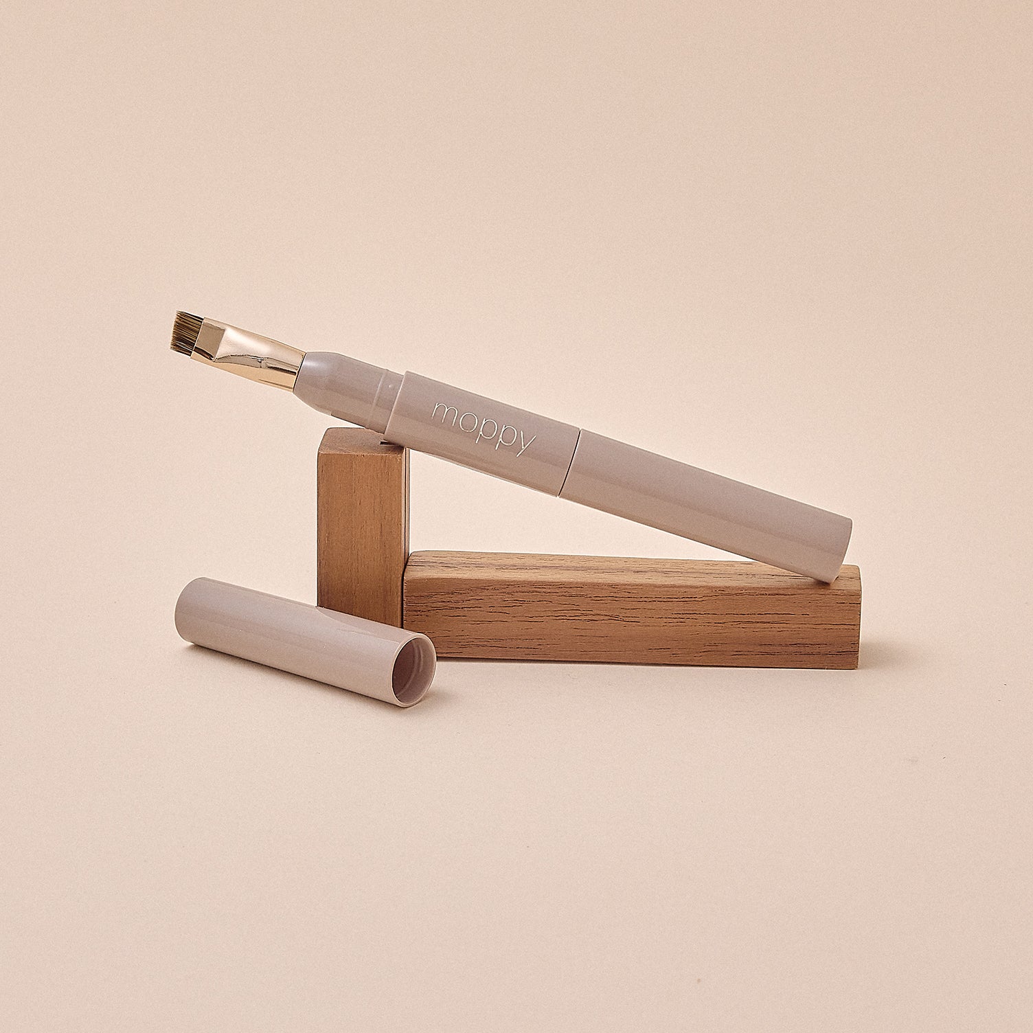 ダブルエンドブラシ