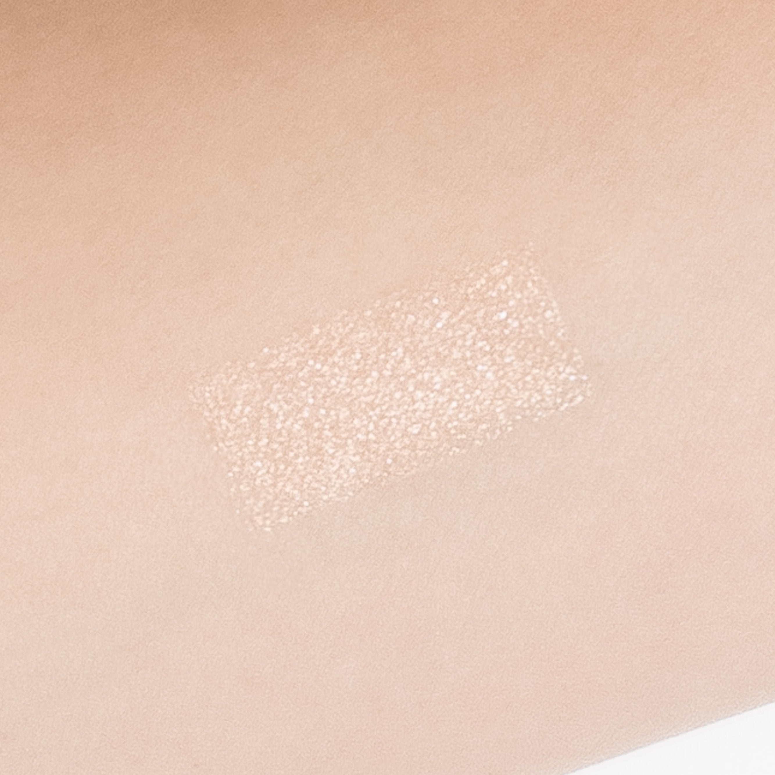 眉毛専用ハイライトグロー