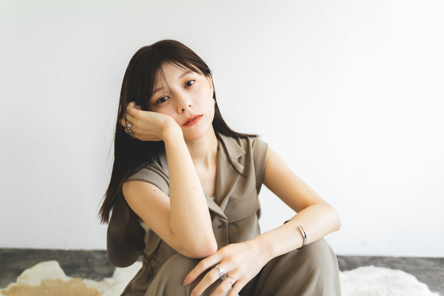 “描きました”感が出ない眉は、どこが違うのか。
