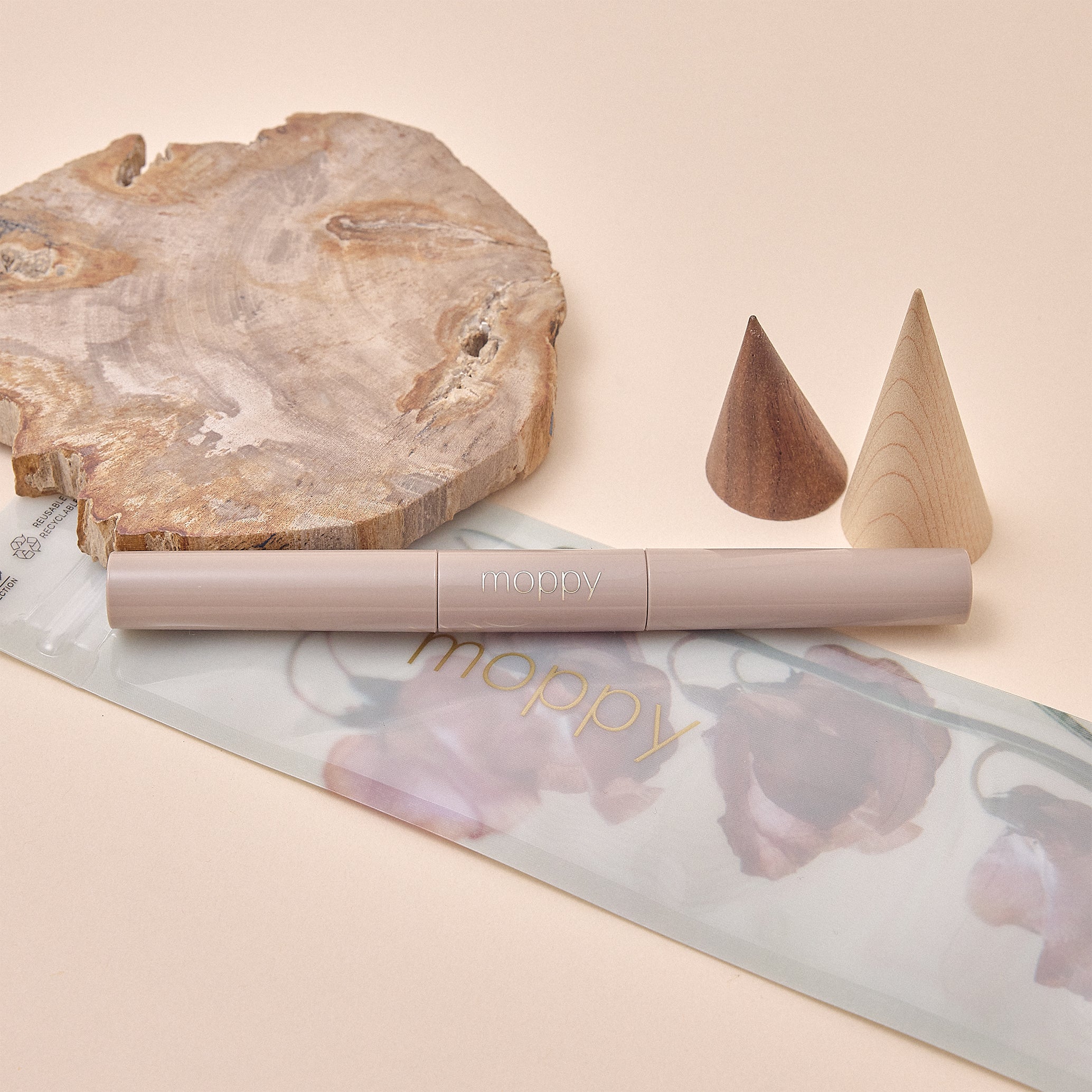 ダブルエンドブラシ